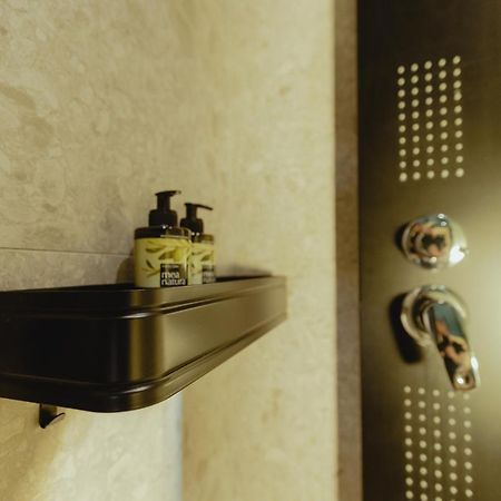 Metis Urbane Living Spaces Athene Buitenkant foto