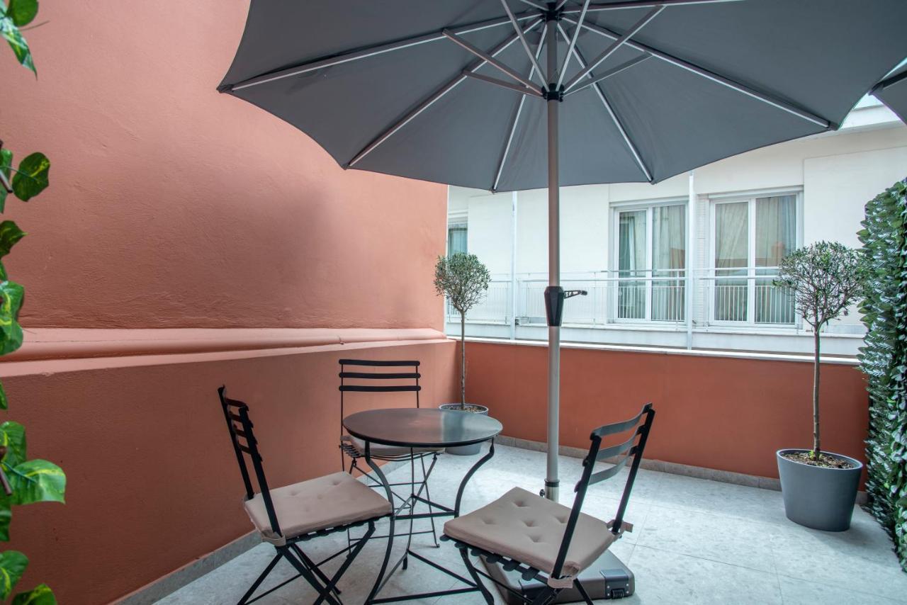 Metis Urbane Living Spaces Athene Buitenkant foto